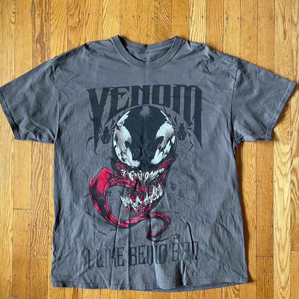 Universal Studios Venom T shirt